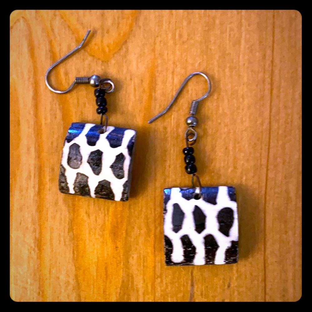 Giraffe pattern wood earrings
